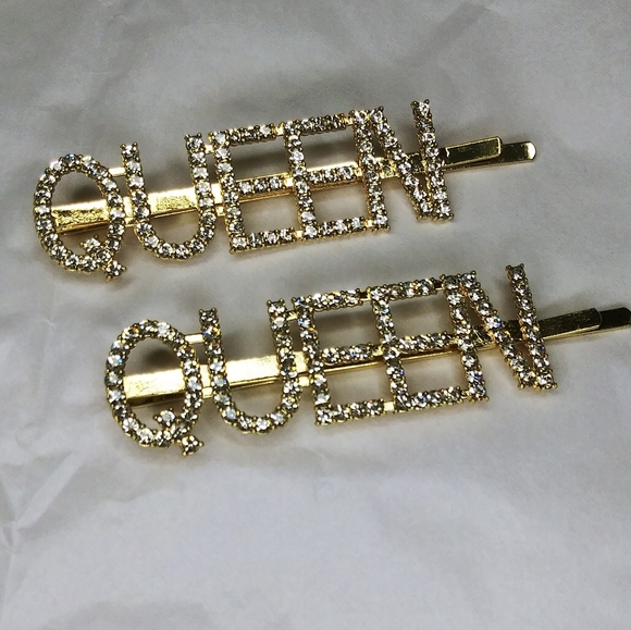 LETTER Hair Clips - Picture 1 of 2